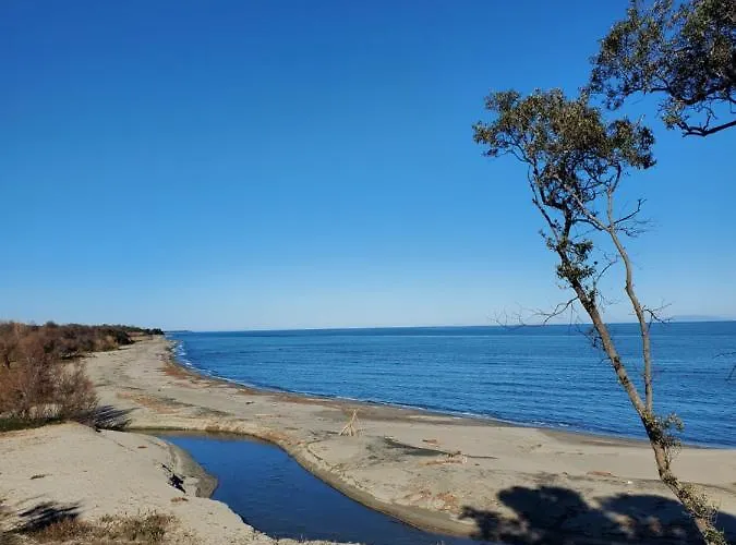 Marina Di Bravone 4*