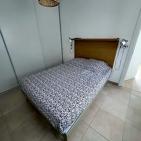 Marina Di Bravone Aparthotel Linguizzetta