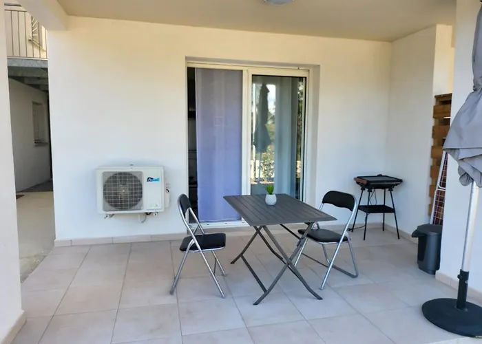 Marina Di Bravone 4* Linguizzetta