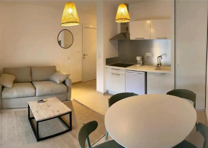 Marina Di Bravone Apart Otel